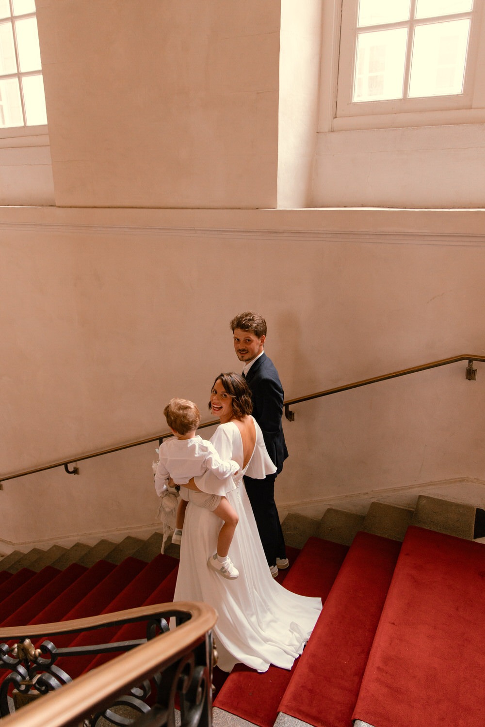 sortie de mairie lors d'un mariage civil a Rennes